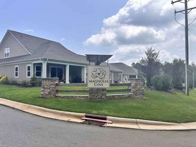 Building Photo - 4715 Anise Cir