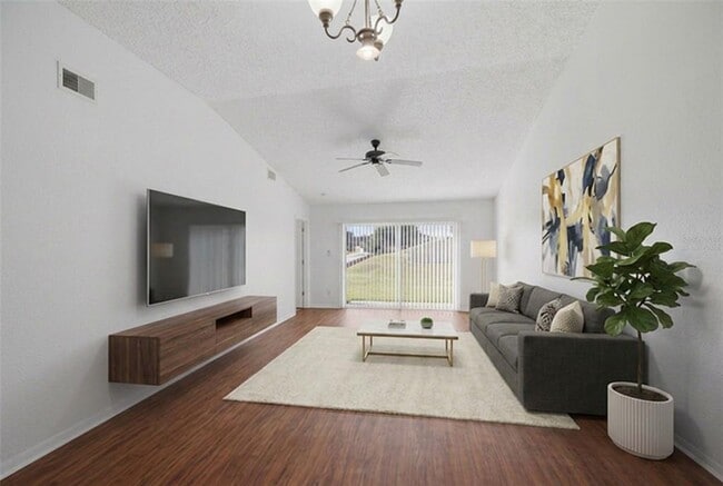 Building Photo - 13307 Ashbark Ct