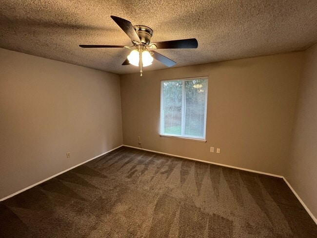 Building Photo - 1307 NW 119th St