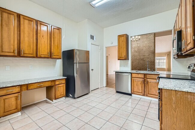 Building Photo - 3418 Cannon Pass Ct