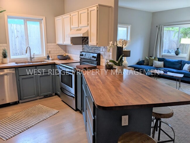 Primary Photo - 618 S Texas St.