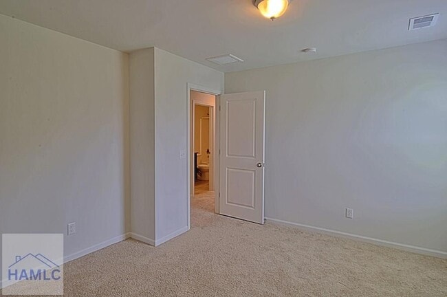 Building Photo - 56 Enclave Wy