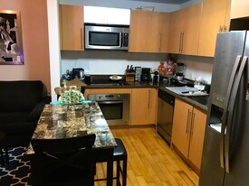 Building Photo - 300 S Biscayne Blvd