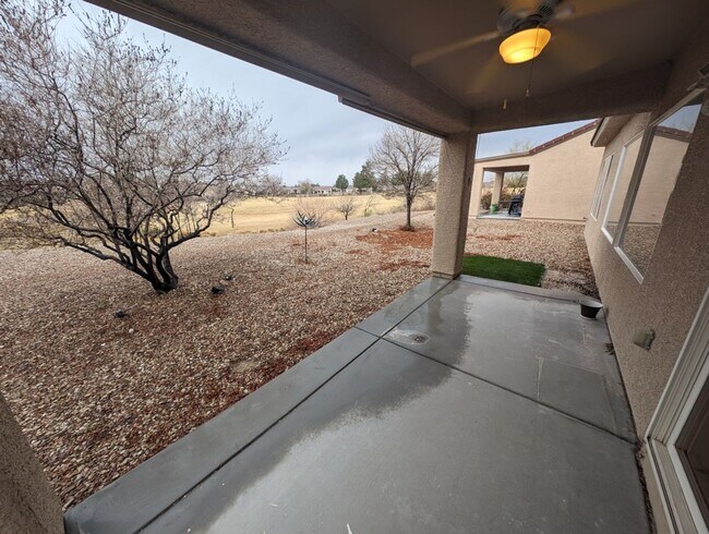 Building Photo - 7521 Chaffinch St