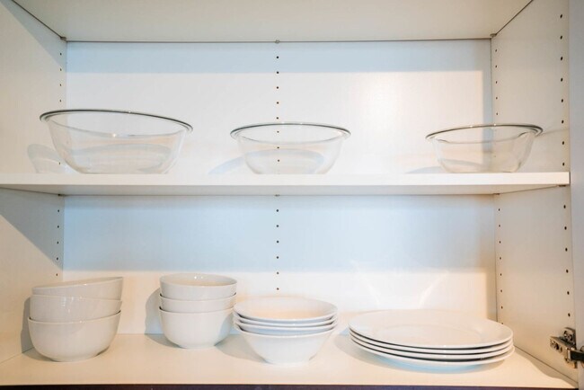 Building Photo - 333 E Roosevelt St