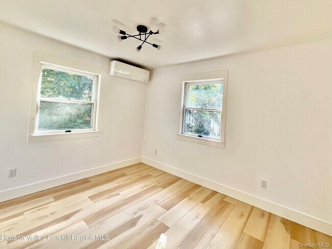 Building Photo - 5265 NY-9G