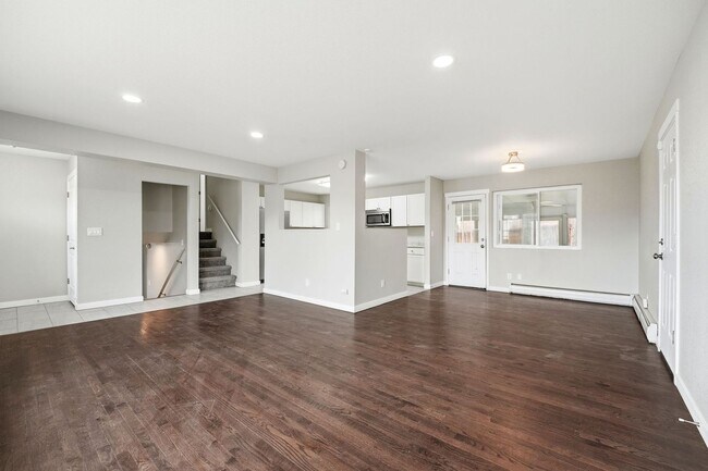 Building Photo - 54 Minden Cir