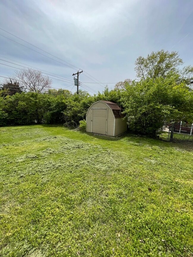 Building Photo - SINGLE FAMILY LOCATED IN MANCHESTER, off 1...