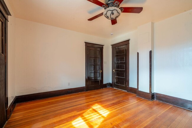 Building Photo - Stunning 1910 Historic Home