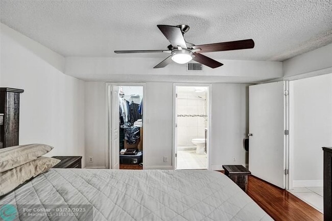 Building Photo - 12215 Royal Palm Blvd