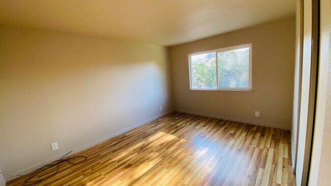 Building Photo - Gorgeous 4BD/2.5BA, Two-Story Home in Casa...