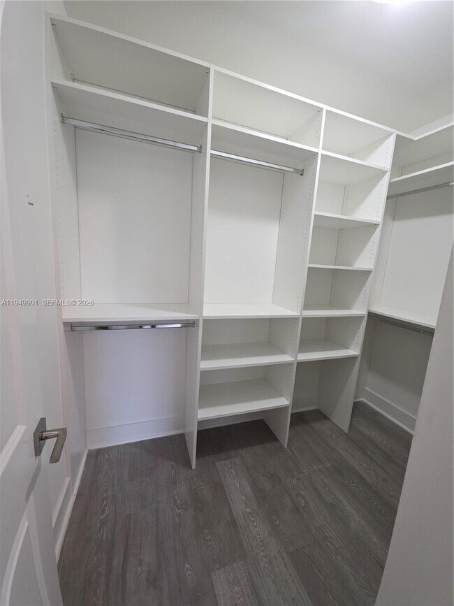 Building Photo - 4538 E Aqua Bella Ln