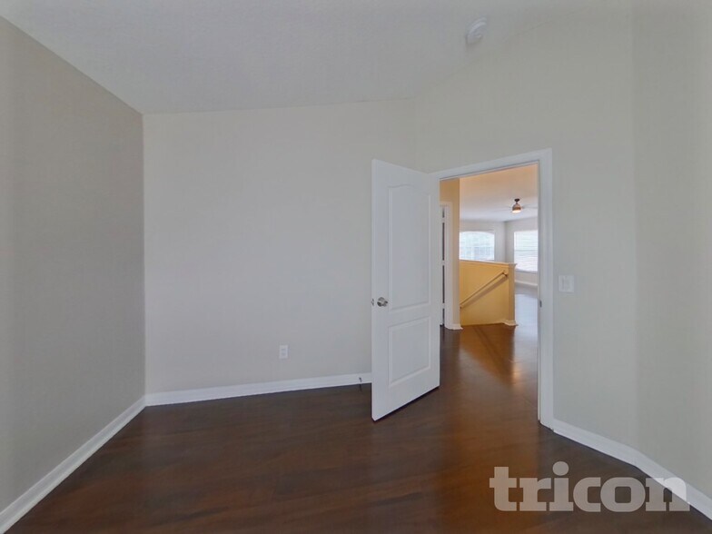 Building Photo - 10645 Navigation Dr