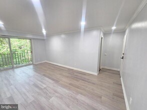 Building Photo - 12658 Dara Dr