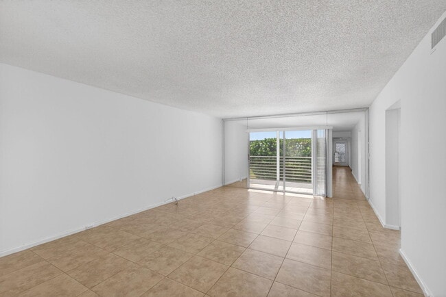 Building Photo - 3502 Bimini Ln