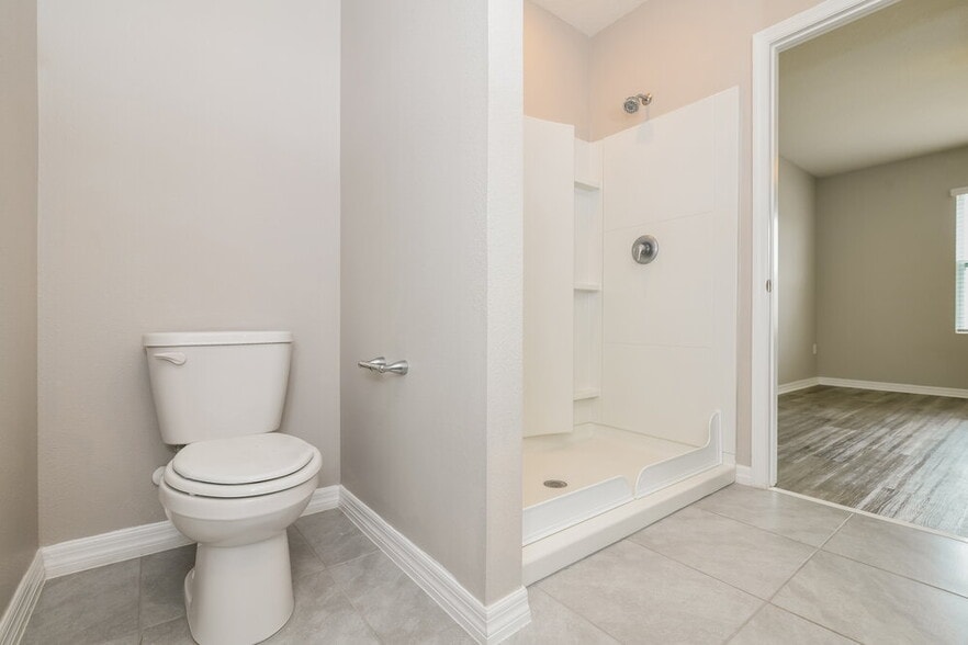 Building Photo - 1524 Planters Pt Rd