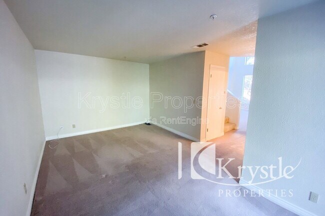 Building Photo - 206 Sea Crest Cir