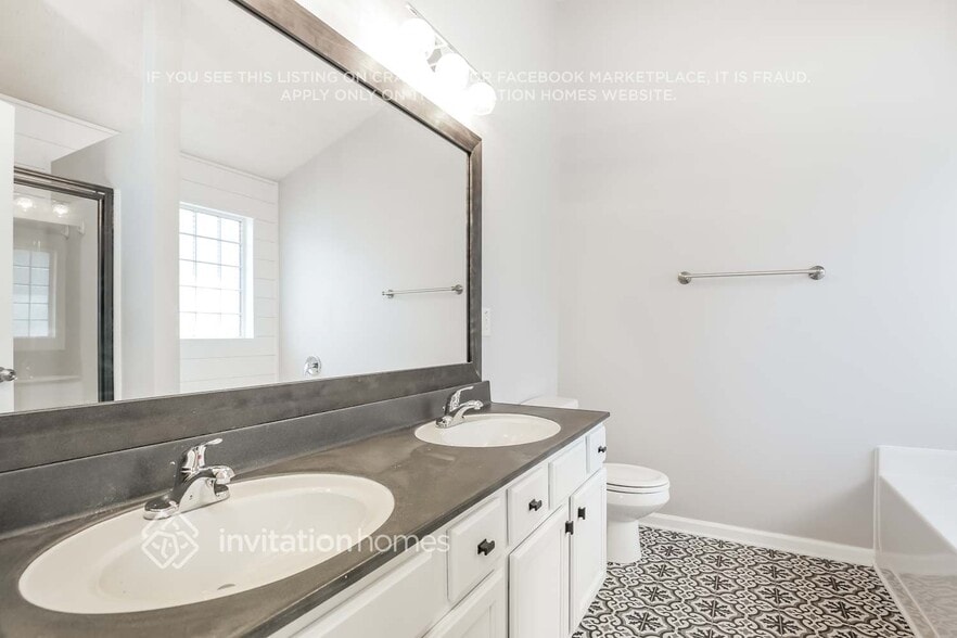 Building Photo - 4618 McEver View Dr