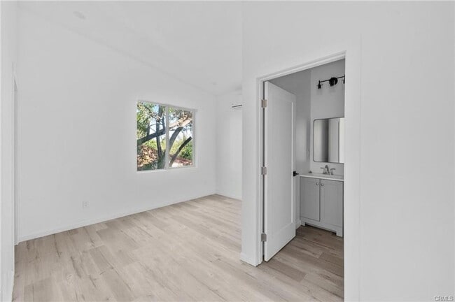 Building Photo - Modern living in this brand new 3 bedroom 3 bathroom home