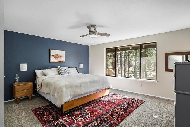 Building Photo - Beautiful Home- Backs up to BLM Land