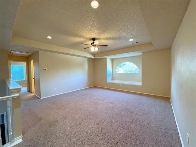 Building Photo - 705 Pine Lakes Dr