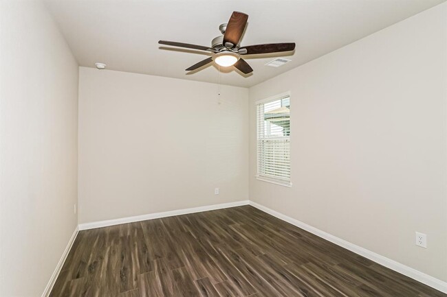Building Photo - 5127 Shelby Katherine Dr