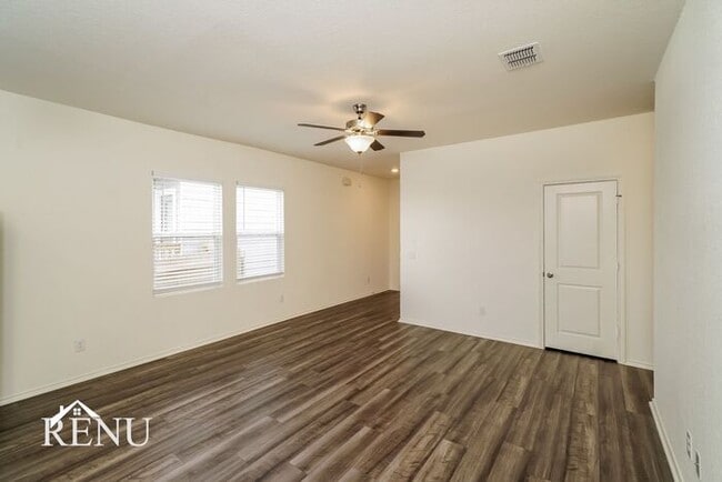 Building Photo - 5160 Firefly Hls