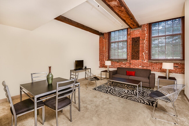 Dining and living room - Bigelow Commons