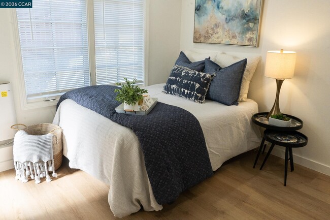 Building Photo - 4815 Appian Way