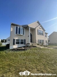 Building Photo - 9 Snug Lagoon Ct