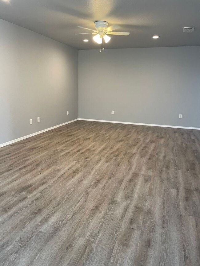 Building Photo - 1303 N. Colton- HW - FOR SALE