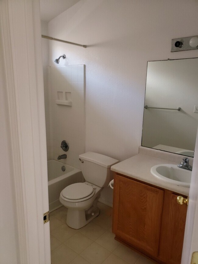 Building Photo - Great home in Enchanted Hills - 3 bed, 2 b...