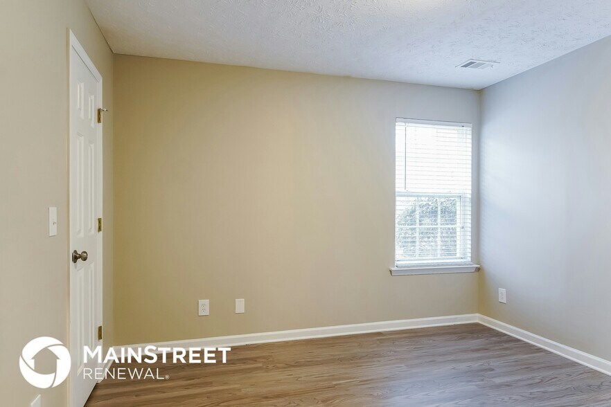 Building Photo - 431 Bridgestone Ln