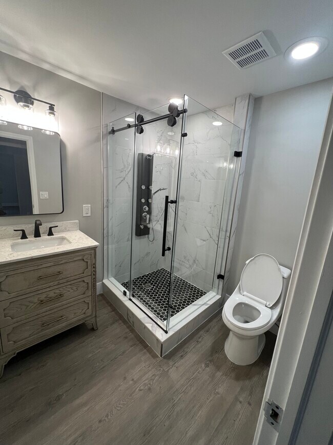 Building Photo - 2077 N Opdyke Rd