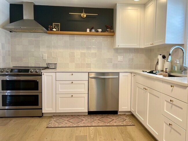 Primary Photo - 113 Cambridge St