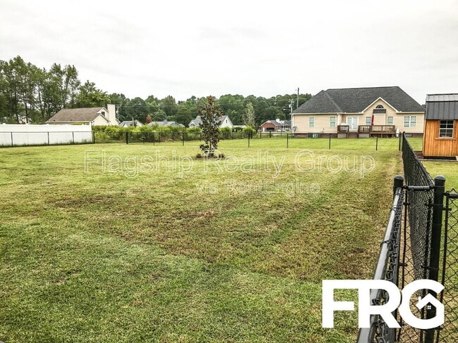 Building Photo - 116 Mill Stone Dr