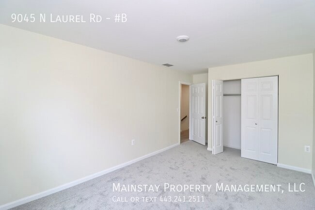 Building Photo - Updated 2 Bedroom Townhome in Whiskey Bottom!
