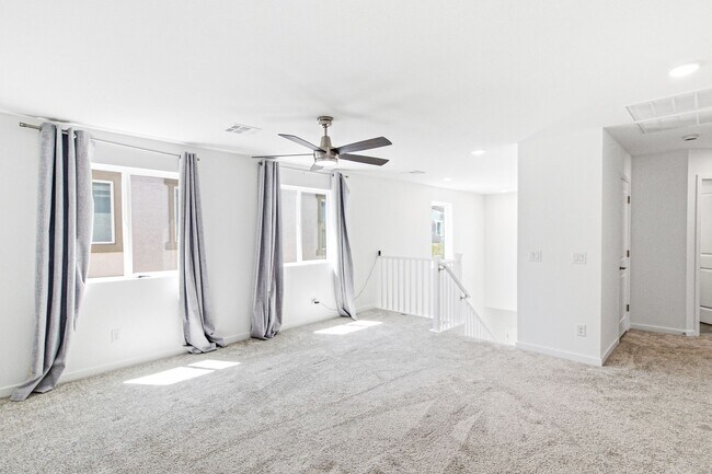 Building Photo - Spacious Southwest Las Vegas Home with Large Loft & Expansive Backyard