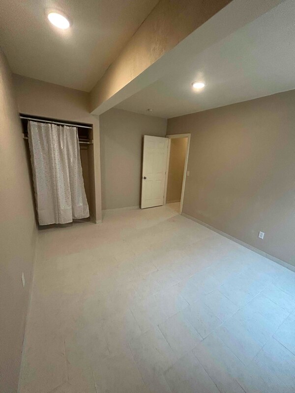 Building Photo - 14432 S Johnson Vis Cir