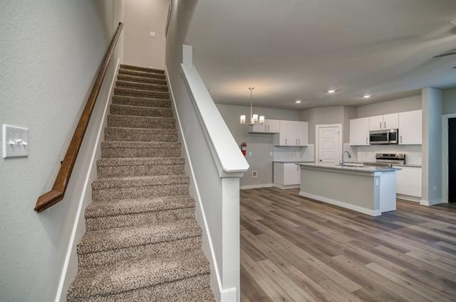 Building Photo - 721 Harvest Moon Dr
