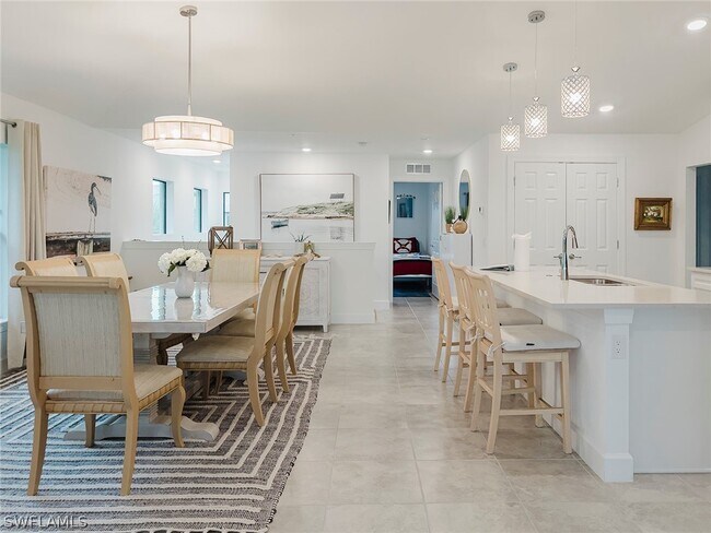 Building Photo - 5690 Mayflower Way