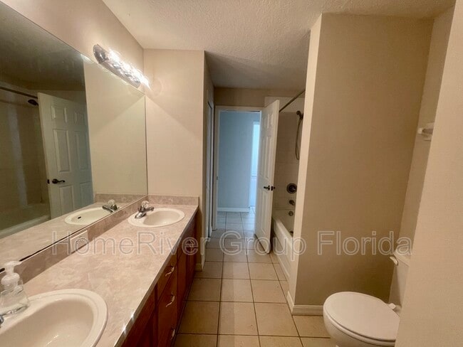 Building Photo - 5534 Turtle Crossing Loop