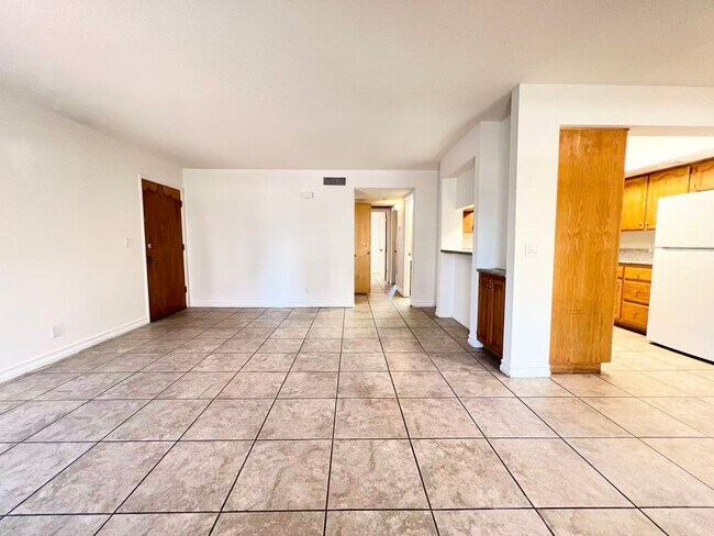 Building Photo - 4069 Nook Way