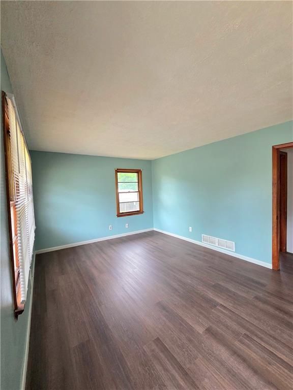 Building Photo - 421 Springside Dr