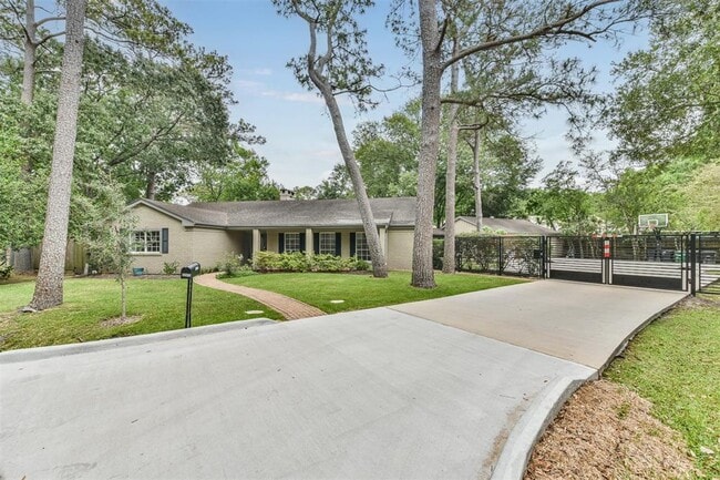 Building Photo - 12431 Broken Bough Dr