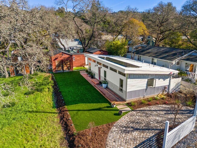 Building Photo - 891 Arroyo Rd
