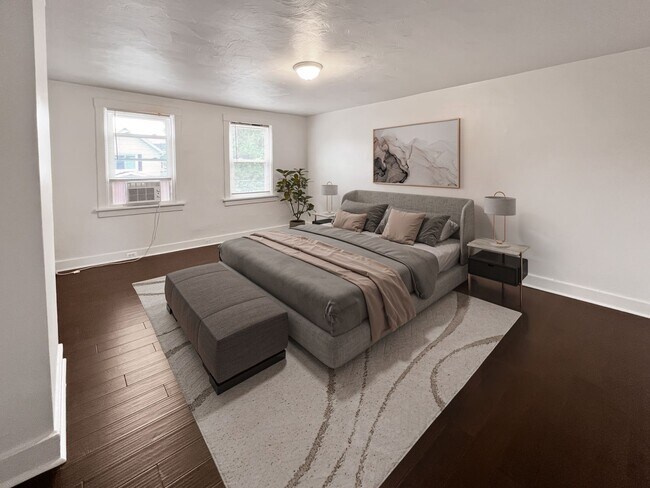 Building Photo - Charming Rowhouse in the Heart of Morningside!