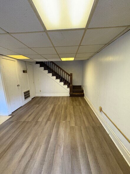 Building Photo - 370 Falling Run Rd