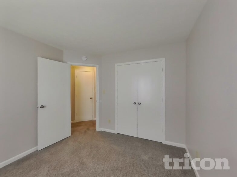 Building Photo - 6028 Hayford Ct