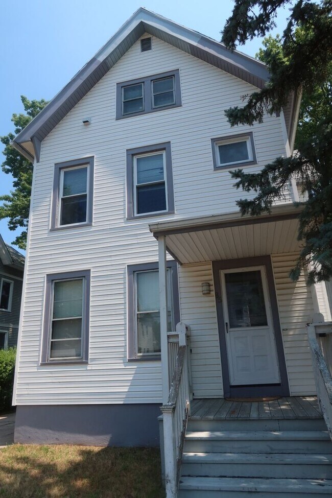 Building Photo - 85 Avon St